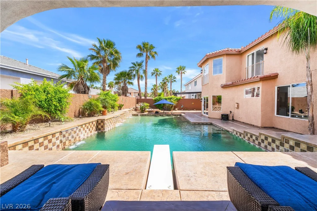 7526 Gossamer Wind, Las Vegas, NV 89139