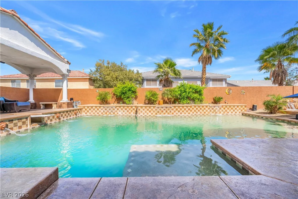 7526 Gossamer Wind, Las Vegas, NV 89139