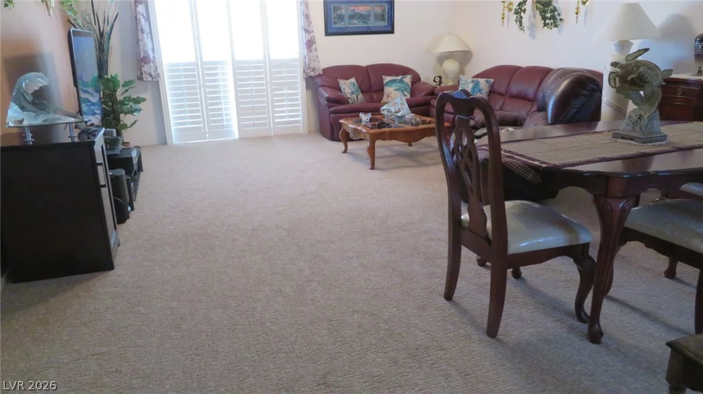 300 Pine Haven, Las Vegas, NV 89144