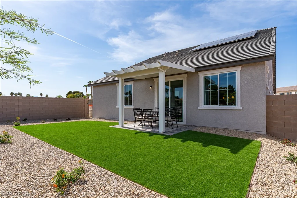 2583 Regency Cove, Las Vegas, NV 89121