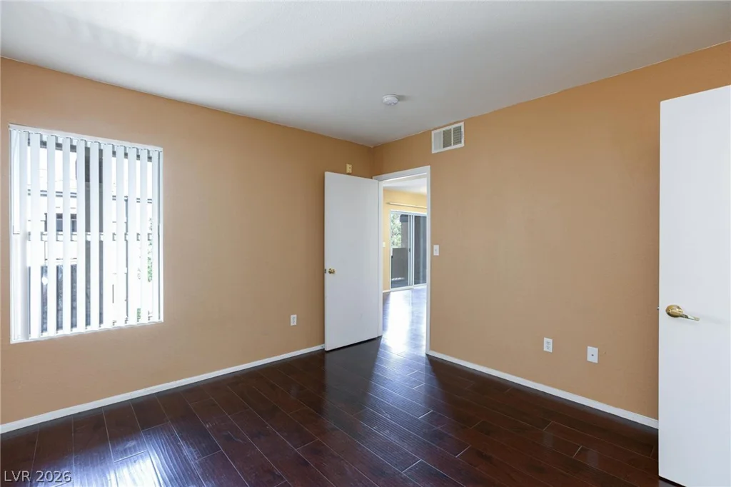 6650 Warm Springs, Las Vegas, NV 89118