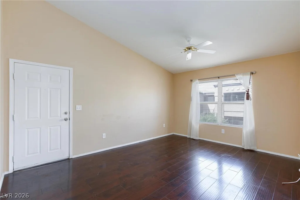 6650 Warm Springs, Las Vegas, NV 89118