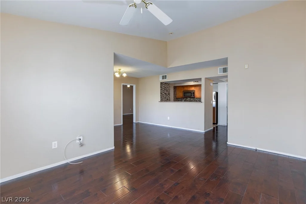 6650 Warm Springs, Las Vegas, NV 89118