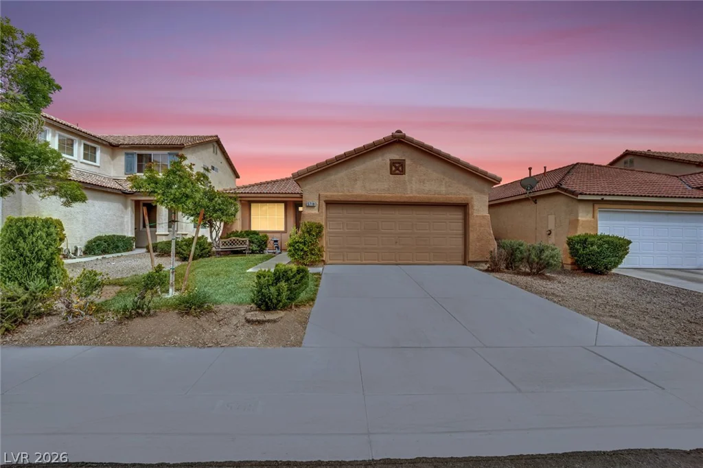 5718 Bear Springs, North Las Vegas, NV 89031