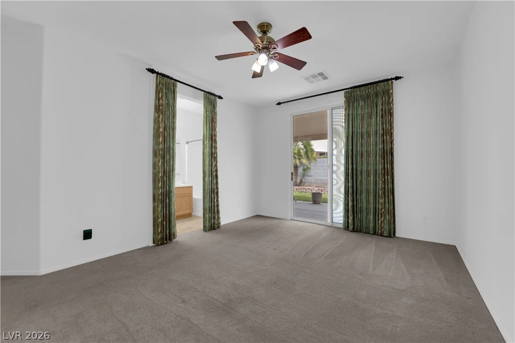 5718 Bear Springs, North Las Vegas, NV 89031