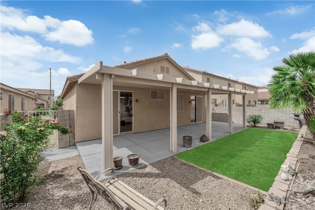 5718 Bear Springs, North Las Vegas, NV 89031