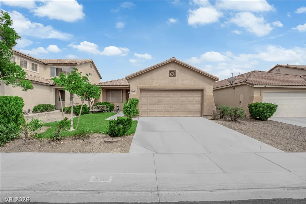 5718 Bear Springs, North Las Vegas, NV 89031