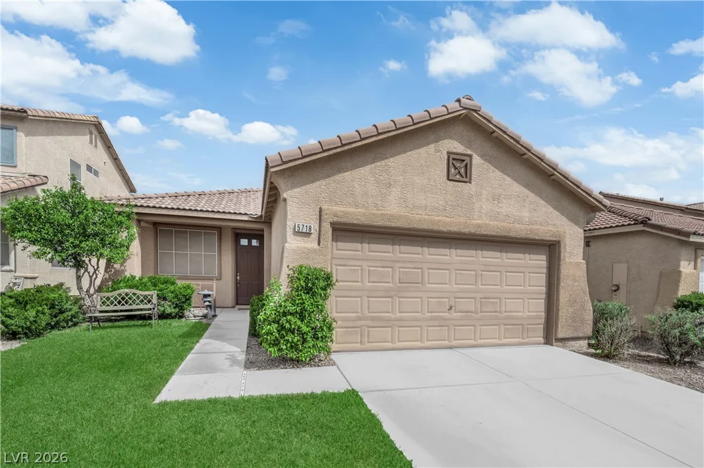 5718 Bear Springs, North Las Vegas, NV 89031