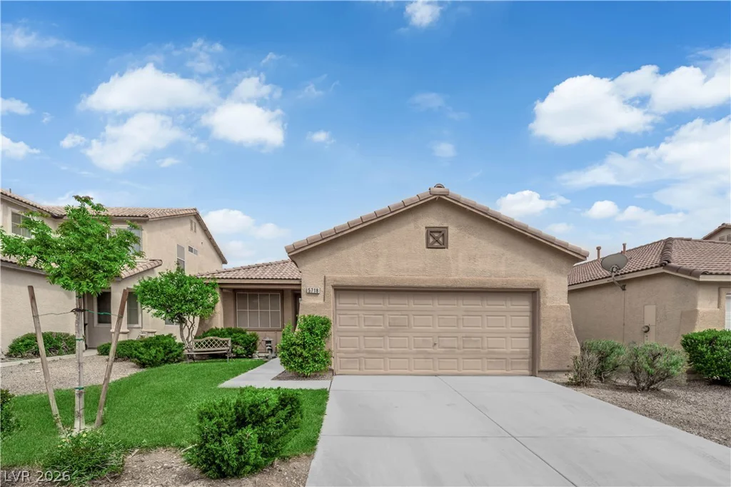 5718 Bear Springs, North Las Vegas, NV 89031