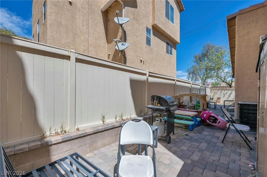 4797 Drummond castle, Las Vegas, NV 89130