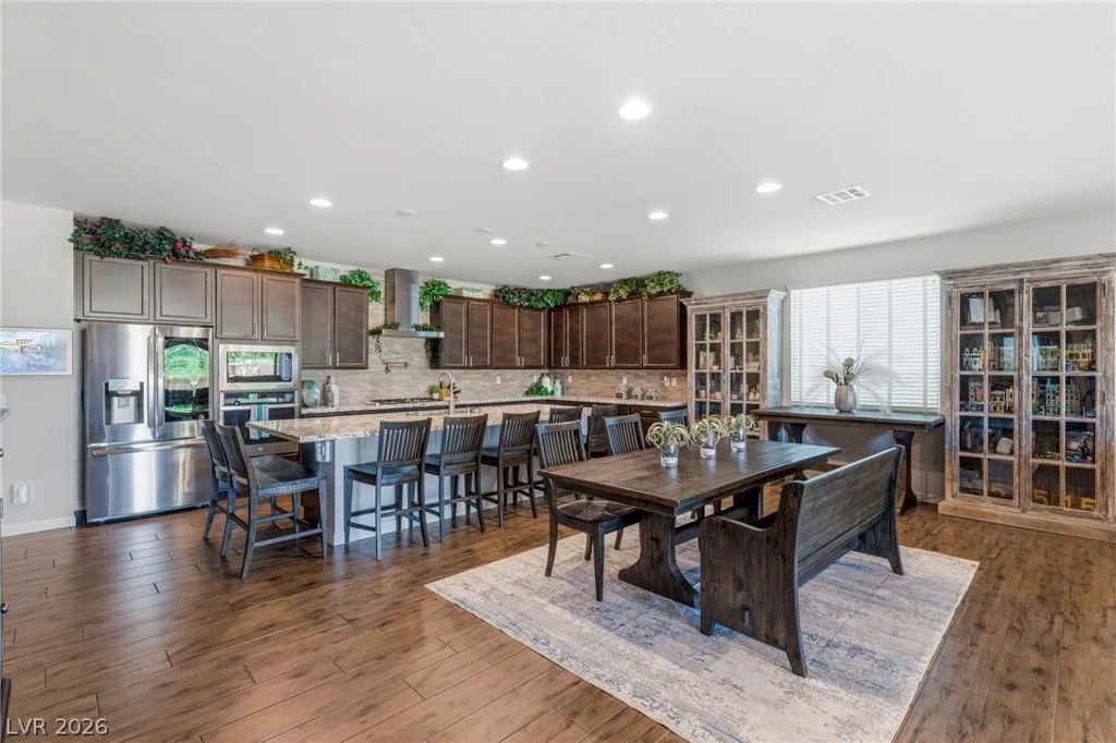6380 Regina Ridge, Las Vegas, NV 89149