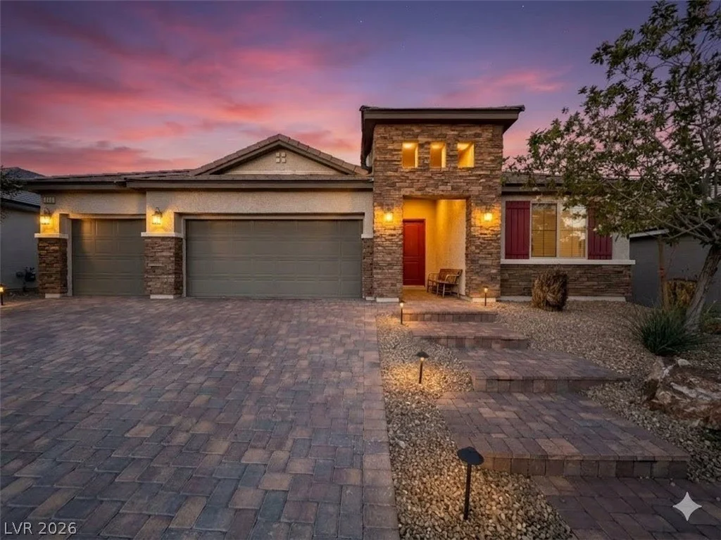 6380 Regina Ridge, Las Vegas, NV 89149