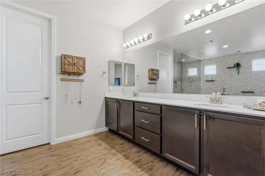 6380 Regina Ridge, Las Vegas, NV 89149