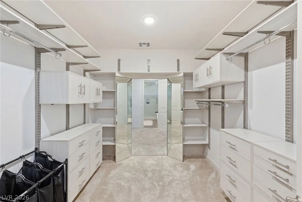 6380 Regina Ridge, Las Vegas, NV 89149