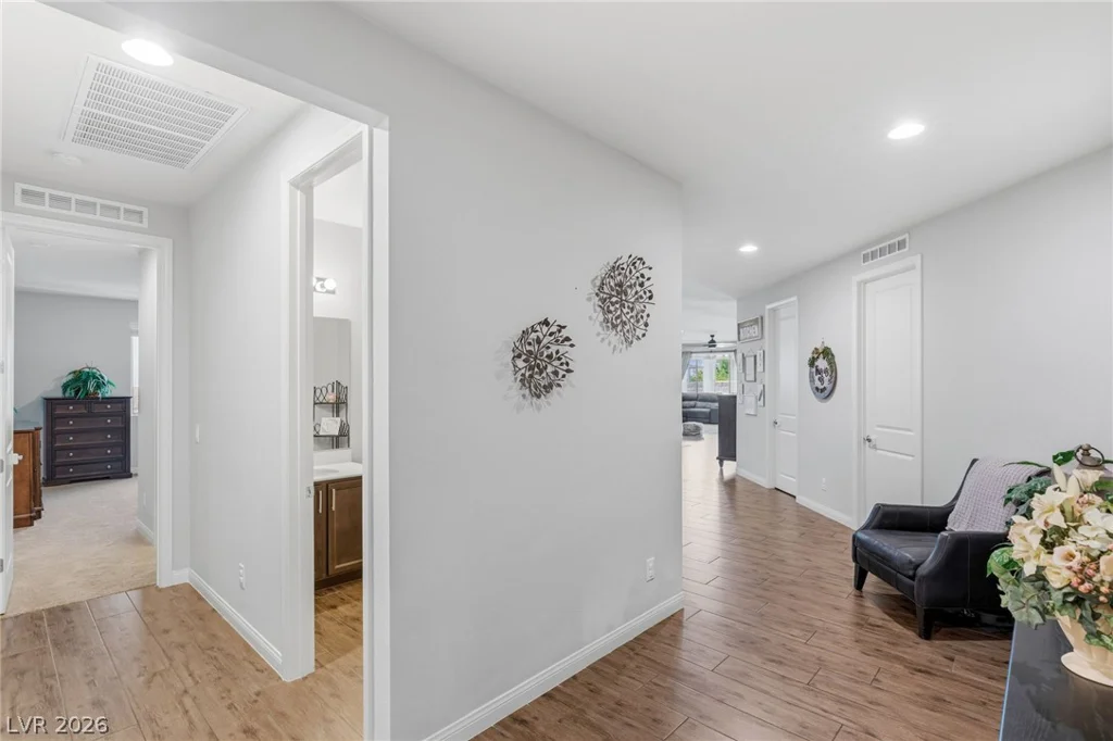 6380 Regina Ridge, Las Vegas, NV 89149