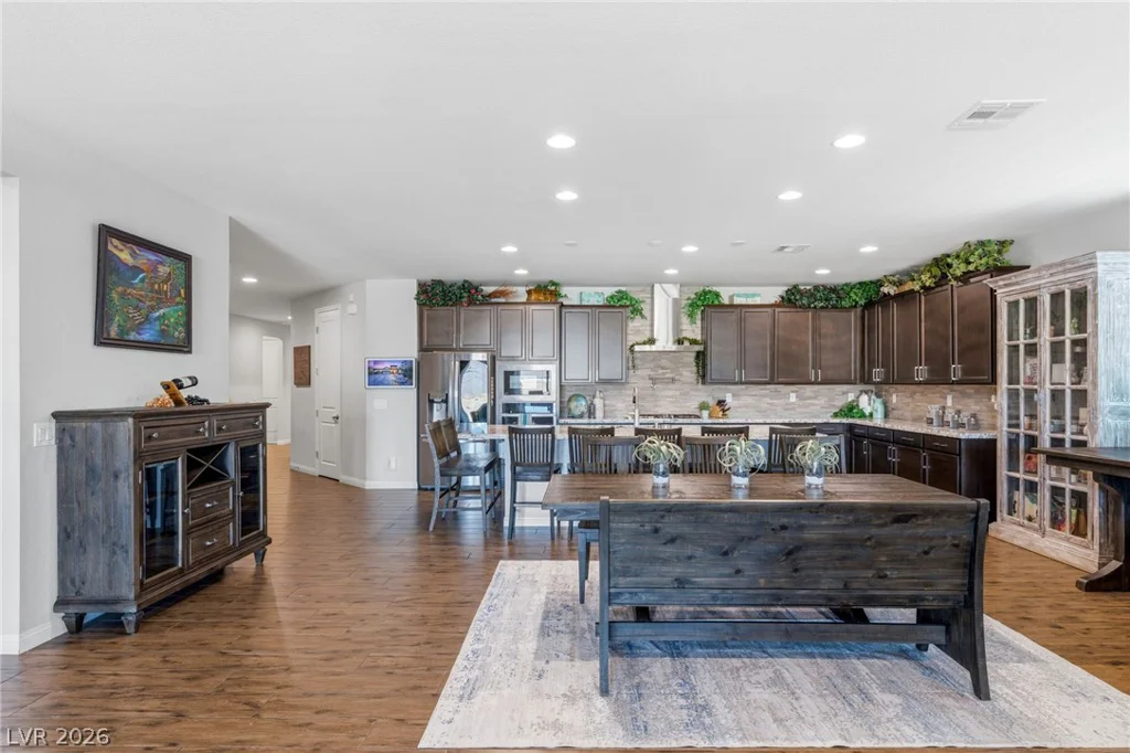 6380 Regina Ridge, Las Vegas, NV 89149