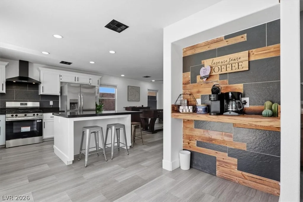 9931 Sparrow Ridge, Las Vegas, NV 89117