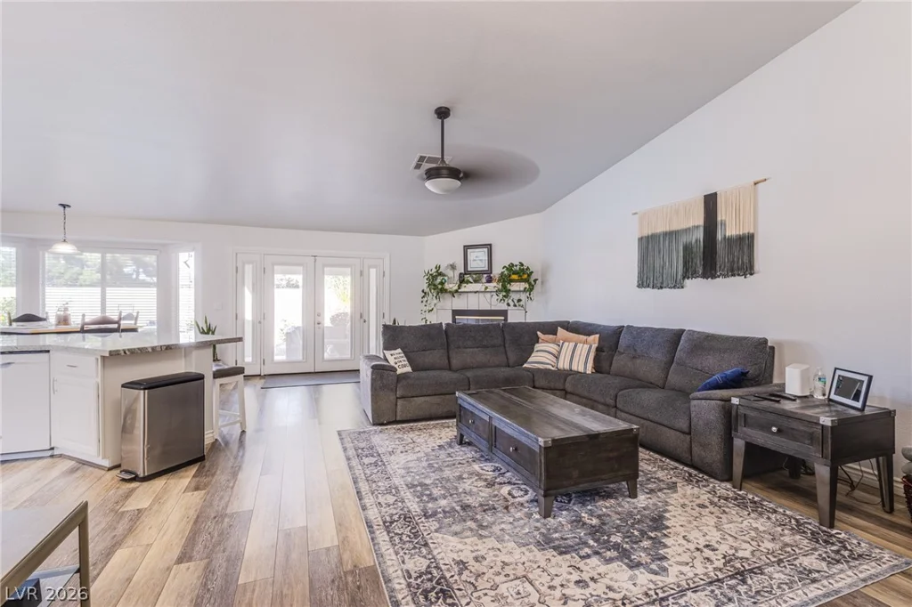 3816 Rocky River, Las Vegas, NV 89130