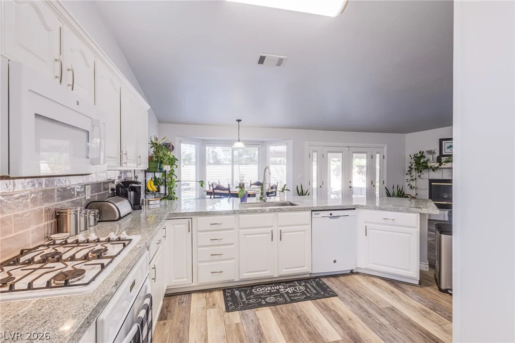 3816 Rocky River, Las Vegas, NV 89130