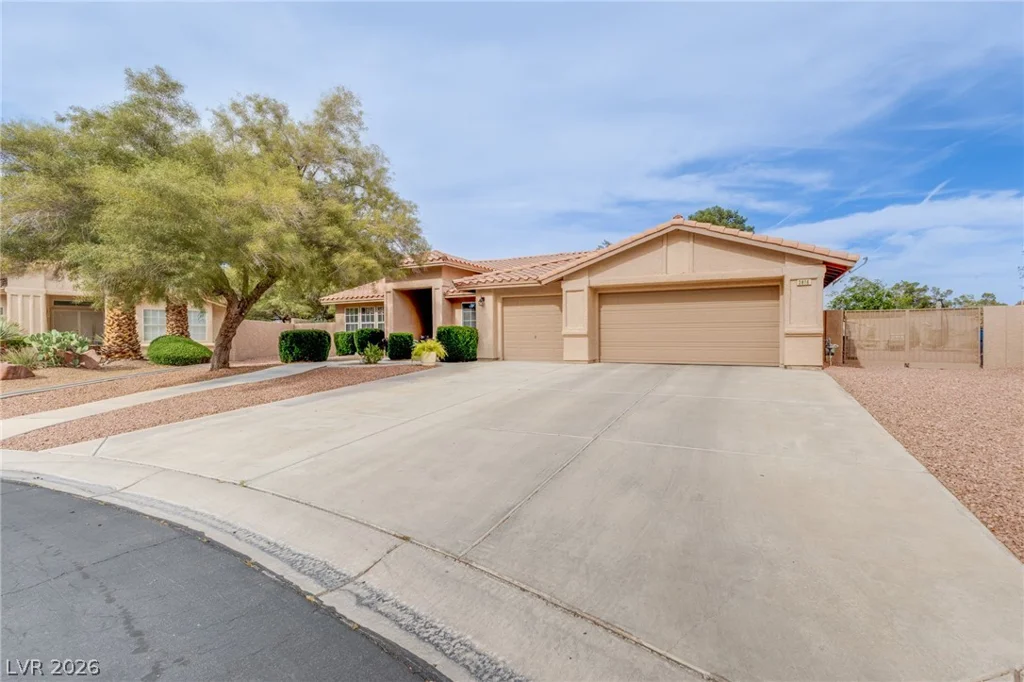 3816 Rocky River, Las Vegas, NV 89130