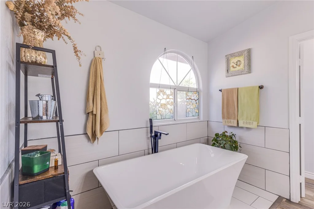 3816 Rocky River, Las Vegas, NV 89130