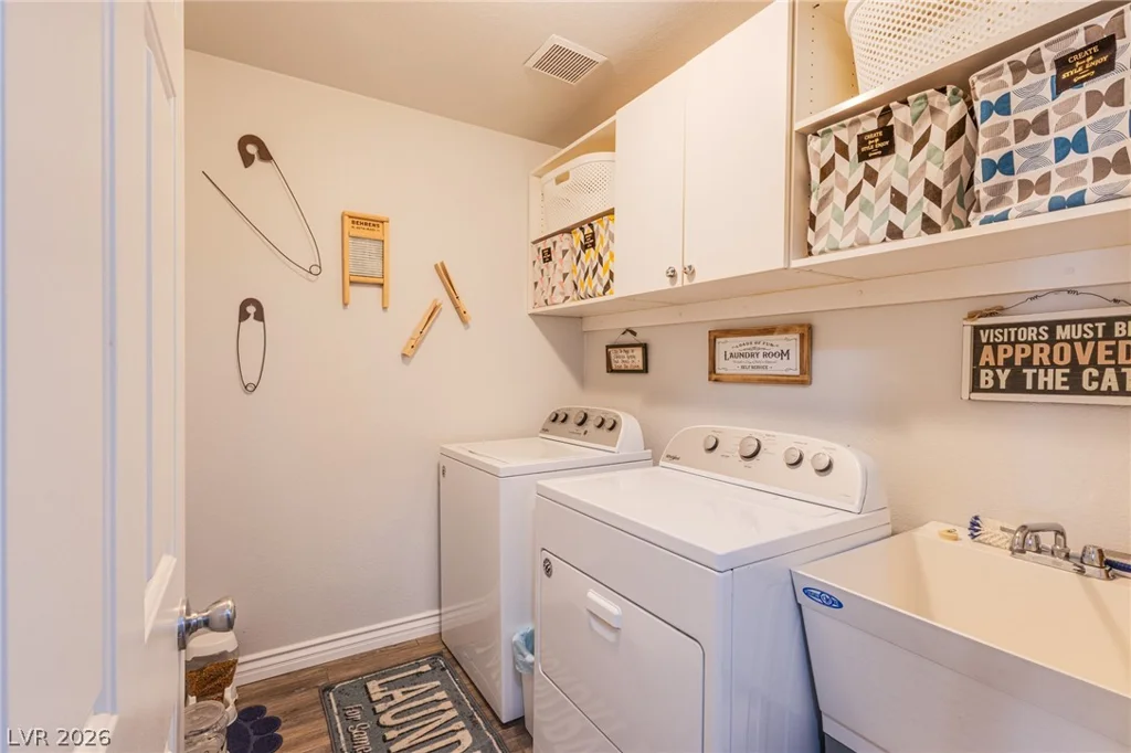 3816 Rocky River, Las Vegas, NV 89130