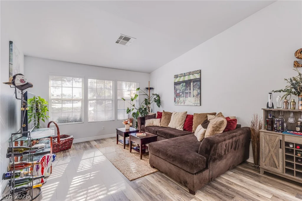 3816 Rocky River, Las Vegas, NV 89130