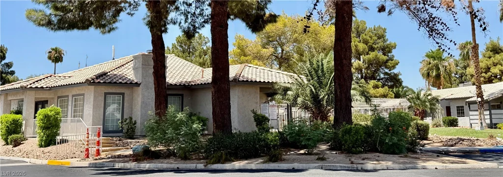 213 Lamb, Las Vegas, NV 89110