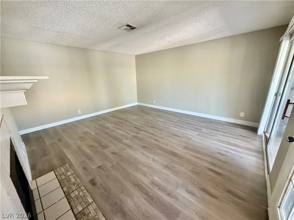 213 Lamb, Las Vegas, NV 89110