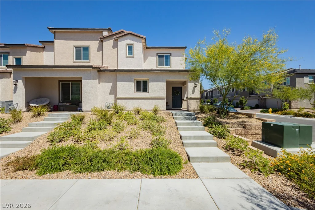 10713 Bendmore, Las Vegas, NV 89166