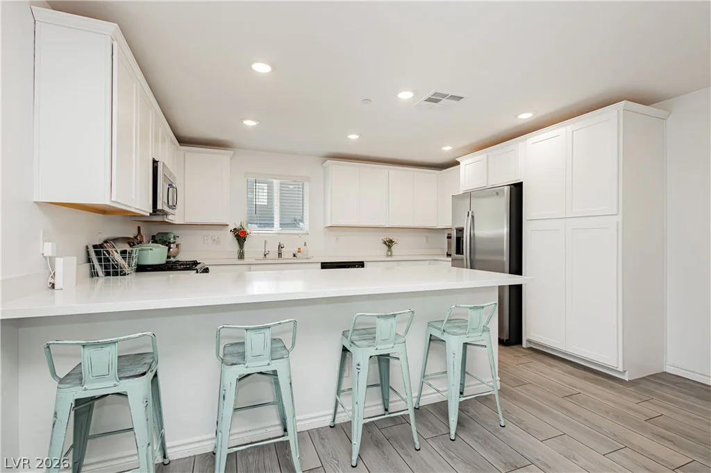 10713 Bendmore, Las Vegas, NV 89166