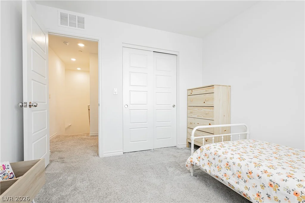 10713 Bendmore, Las Vegas, NV 89166
