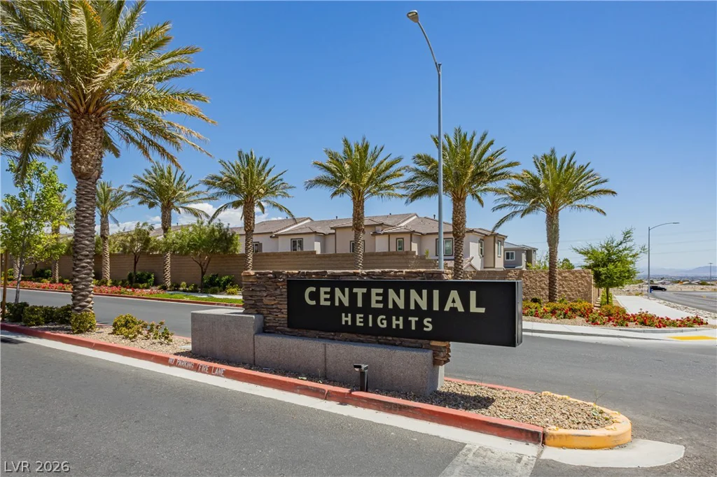 10713 Bendmore, Las Vegas, NV 89166