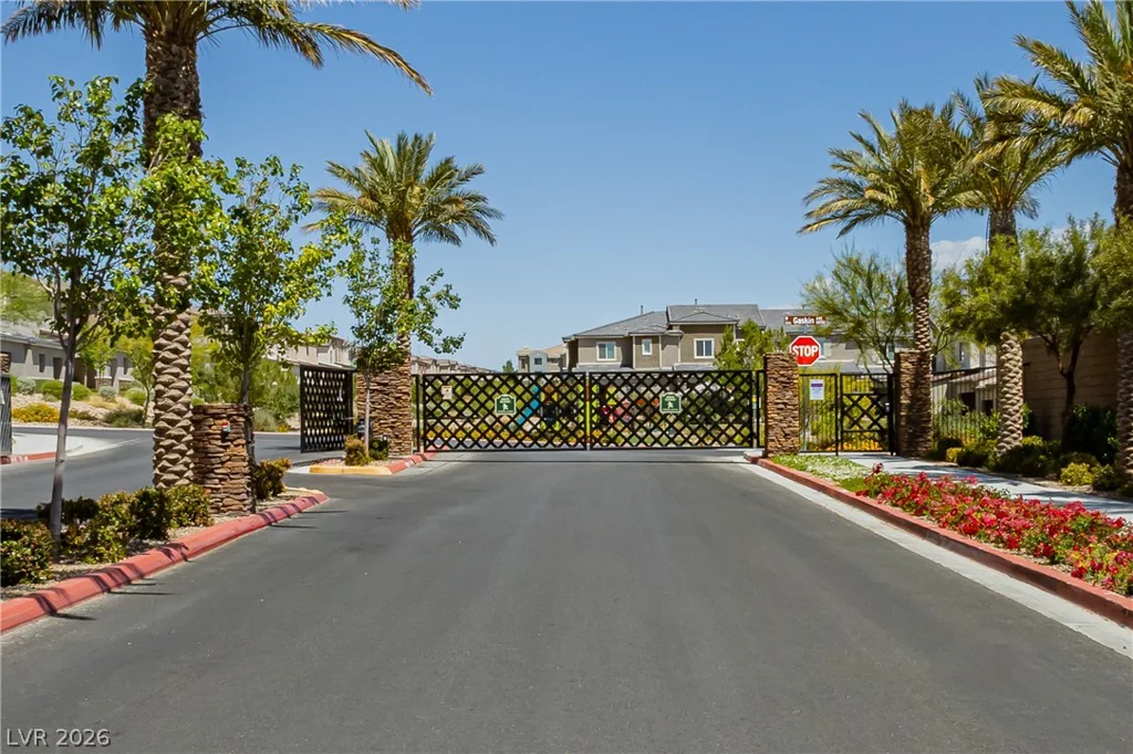 10713 Bendmore, Las Vegas, NV 89166