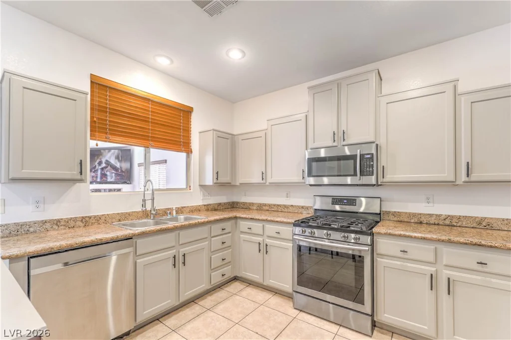 4563 Timaru, Las Vegas, NV 89147