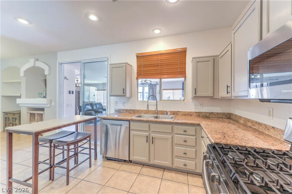 4563 Timaru, Las Vegas, NV 89147