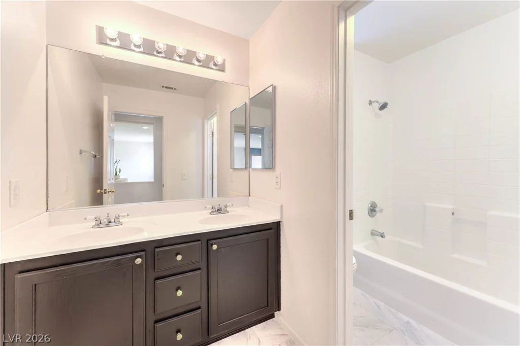 4563 Timaru, Las Vegas, NV 89147
