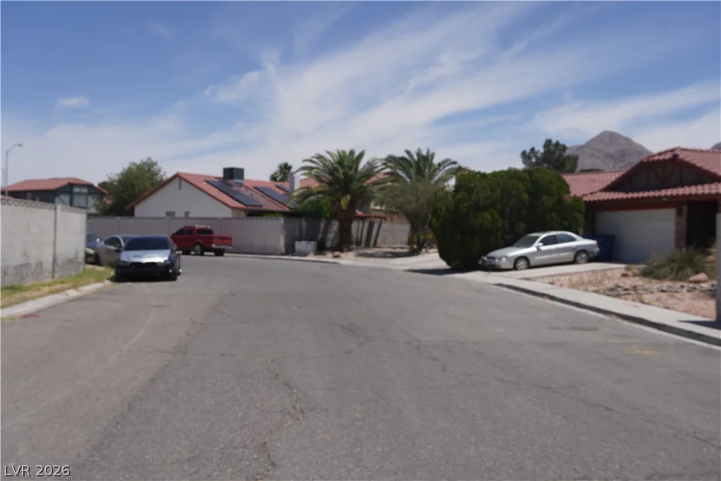 738 Loganrun, Las Vegas, NV 89110