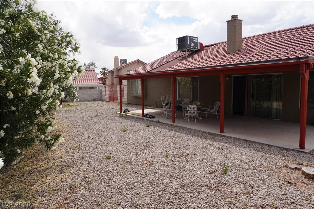 738 Loganrun, Las Vegas, NV 89110