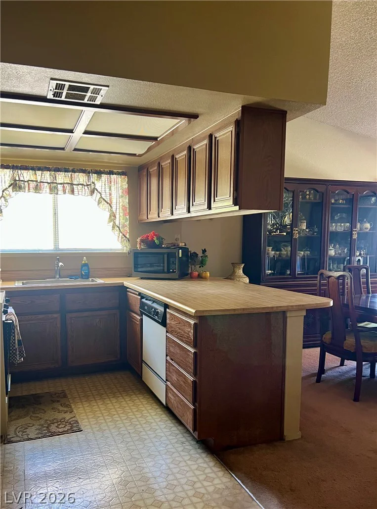 738 Loganrun, Las Vegas, NV 89110