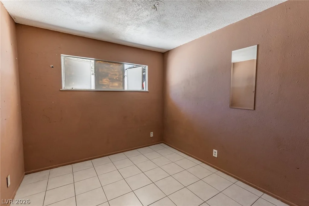 1908 Willoughby, Las Vegas, NV 89101