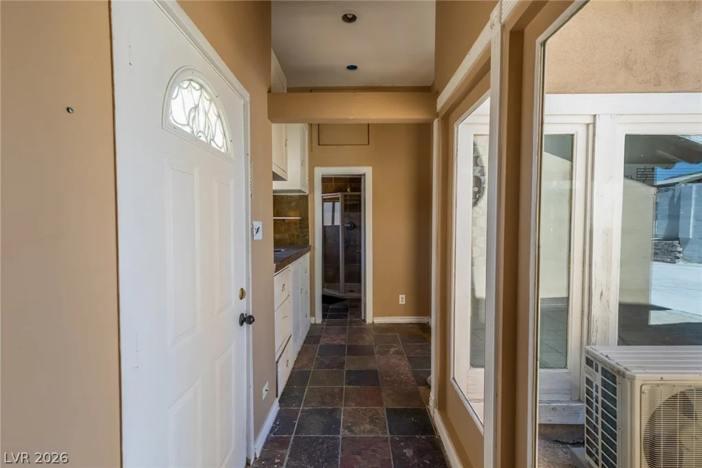 1908 Willoughby, Las Vegas, NV 89101