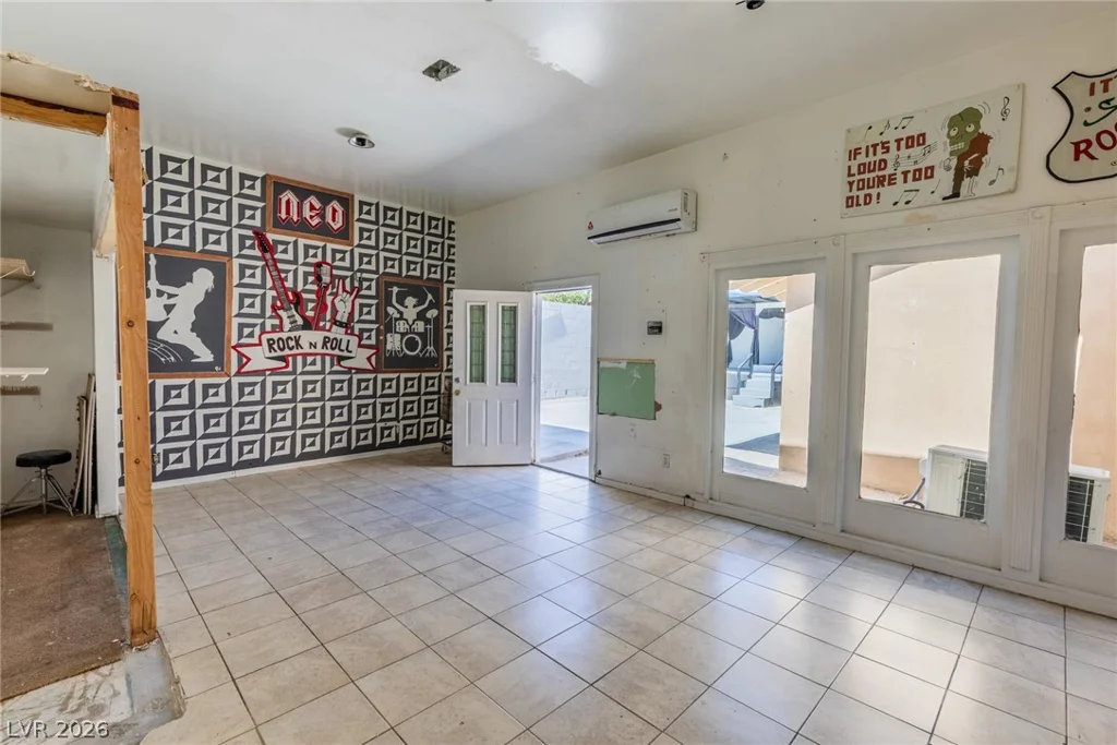 1908 Willoughby, Las Vegas, NV 89101