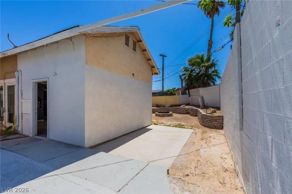 1908 Willoughby, Las Vegas, NV 89101