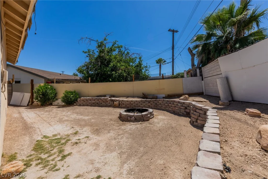 1908 Willoughby, Las Vegas, NV 89101