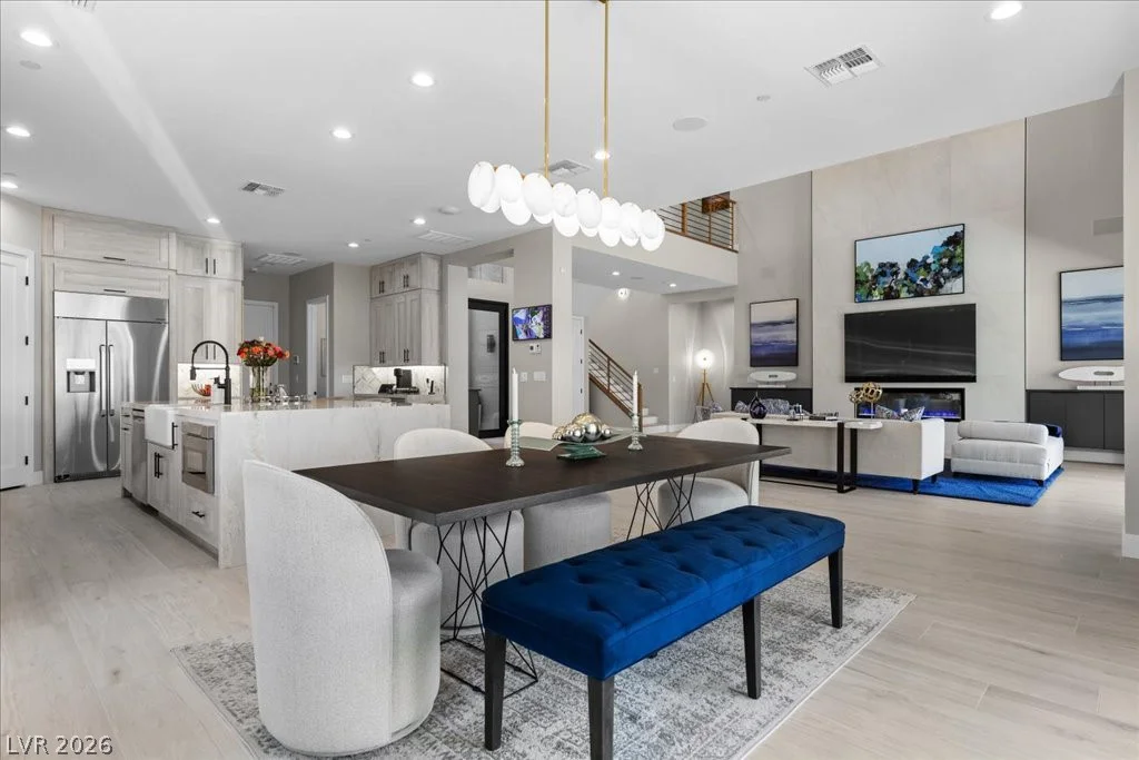 9 Rue Promenade, Henderson, NV 89011