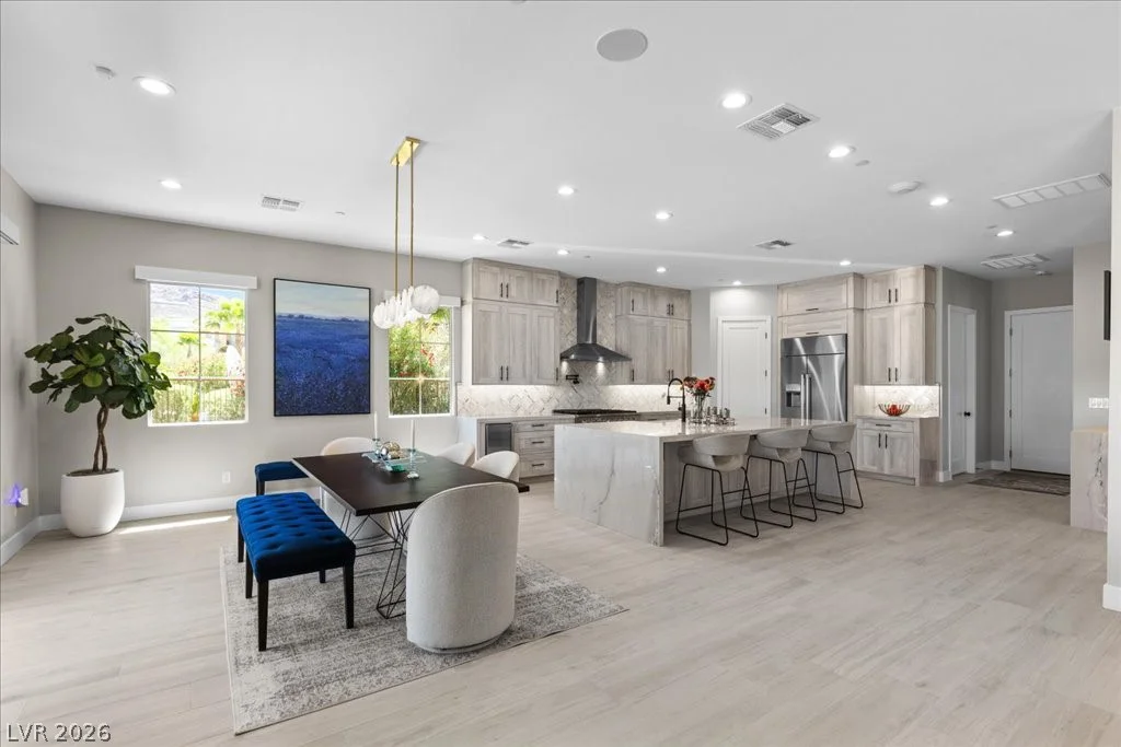 9 Rue Promenade, Henderson, NV 89011