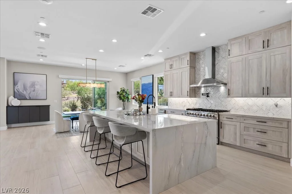 9 Rue Promenade, Henderson, NV 89011