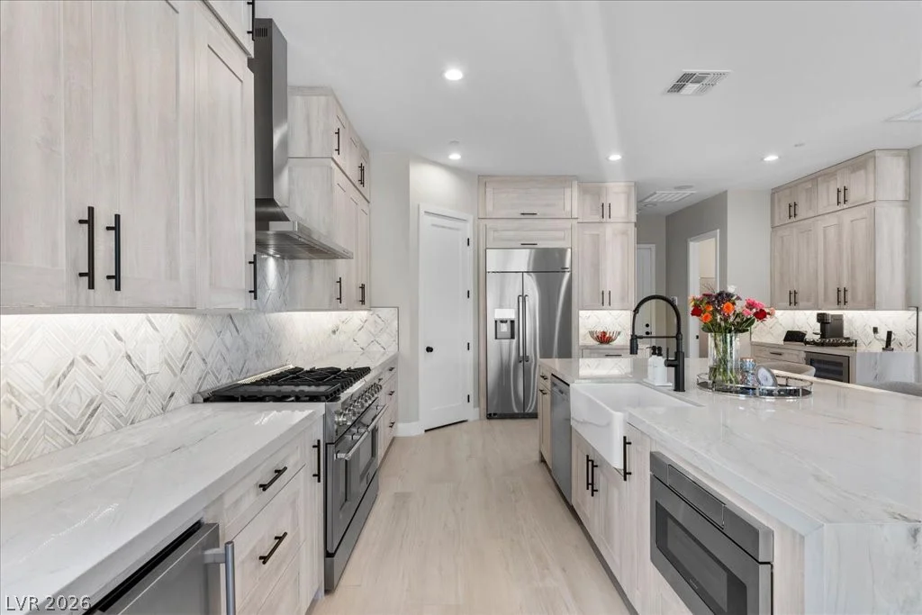 9 Rue Promenade, Henderson, NV 89011