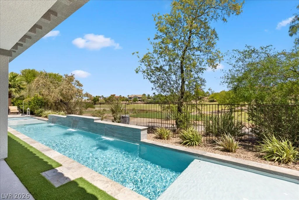 9 Rue Promenade, Henderson, NV 89011